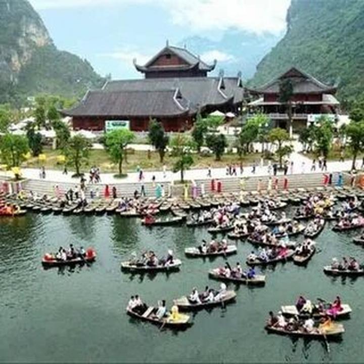 Sự Bùng Nổ Của Video Ngắn và Trí Tuệ Nhân Tạo: Vai Trò Thiết Yếu Của Đào Tạo Kỹ Năng Sáng Tạo Nội Dung_Công cụ truyền video ngắn